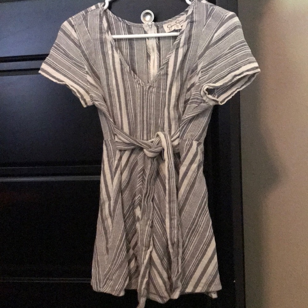 Jessica Simpson Maternity blouse